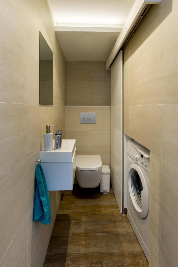 Budapest Central Square 2 Bedrooms Suite - Michaelides Voeroesmarty Square Residences 外观 照片