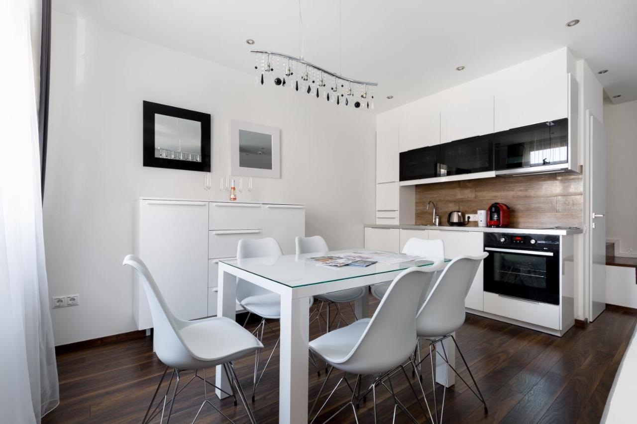 Budapest Central Square 2 Bedrooms Suite - Michaelides Voeroesmarty Square Residences 外观 照片